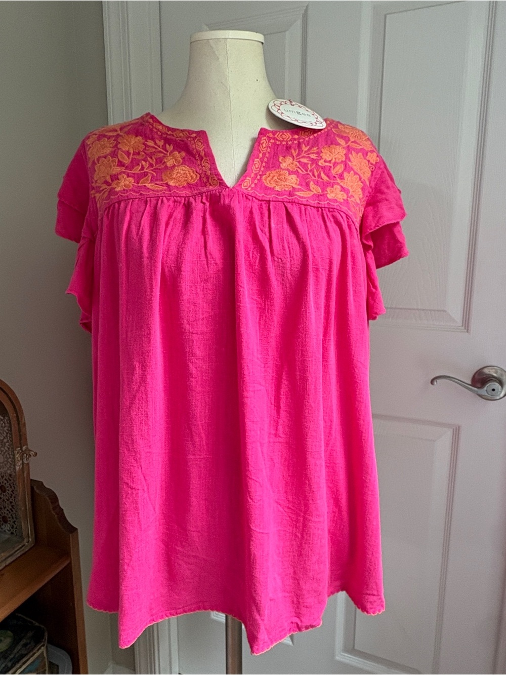 Umgee Hot Pink Linen Tunic with Orange Embroidered Yoke New Tags